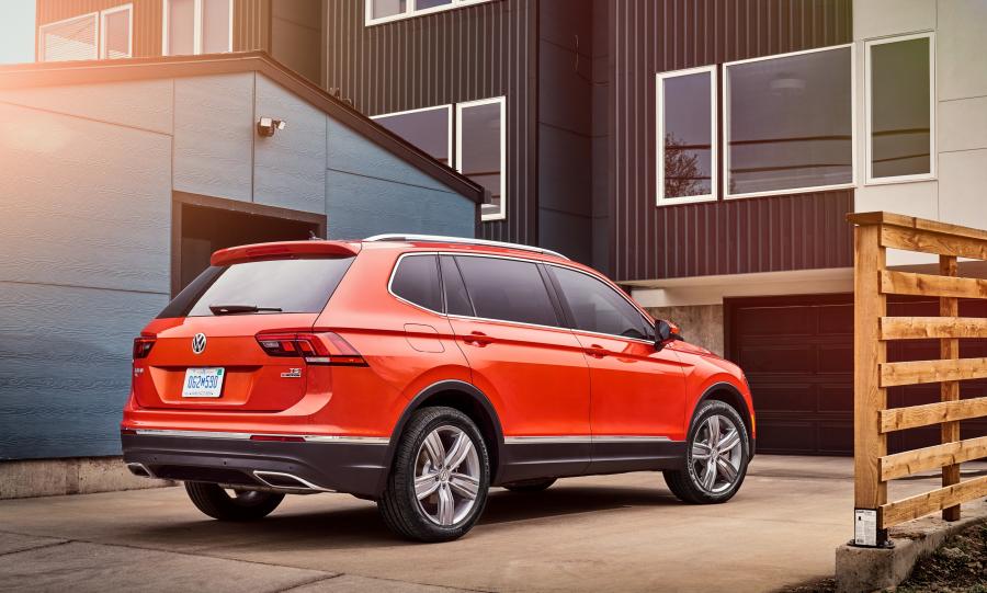  Volkswagen Tiguan SEL 2017 года  (NA) (фото 22 из 40)